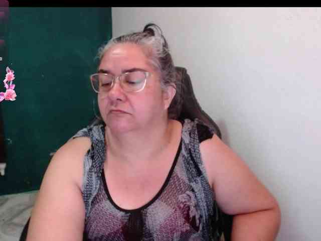 scarlett-dubois webcam
