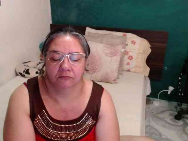 scarlett-dubois webcam