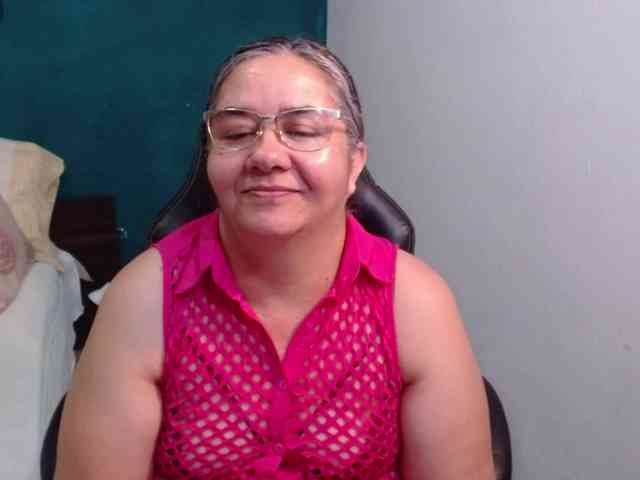 scarlett-dubois webcam