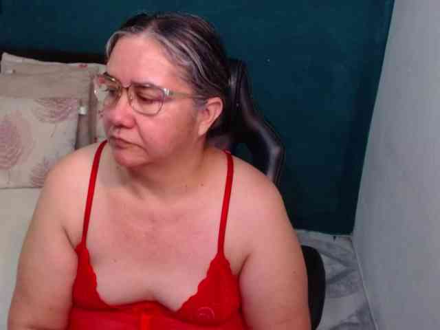 scarlett-dubois webcam