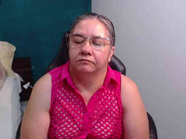 scarlett-dubois webcam