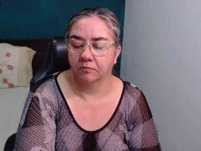 scarlett-dubois webcam