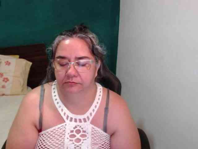scarlett-dubois Live Webcam on BongaCams