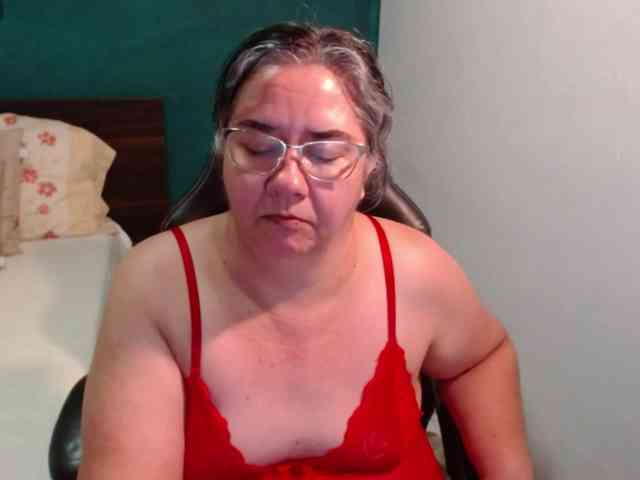 scarlett-dubois webcam