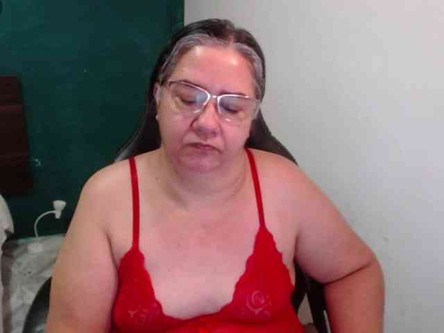scarlett-dubois webcam