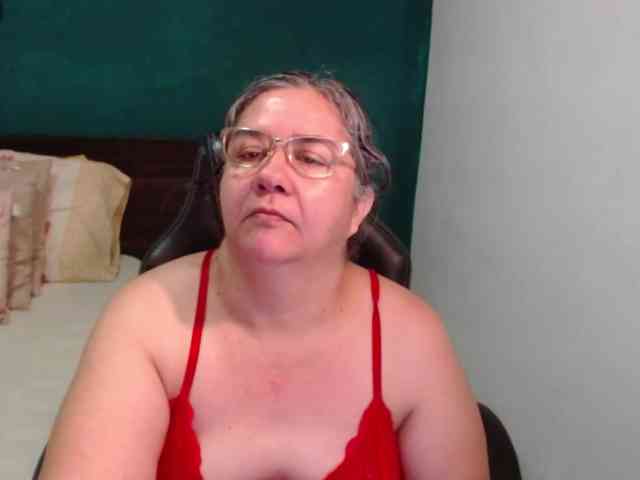 scarlett-dubois webcam