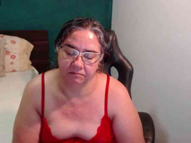 scarlett-dubois webcam