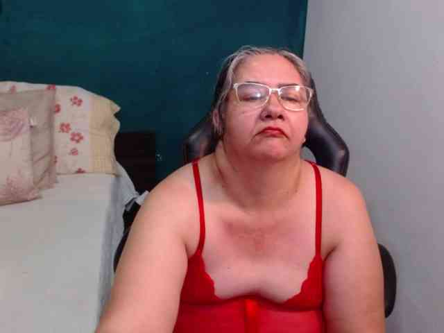 scarlett-dubois webcam