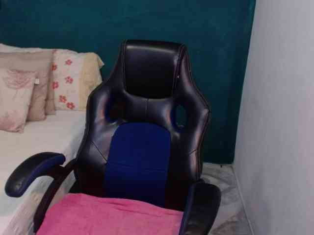 scarlett-dubois webcam