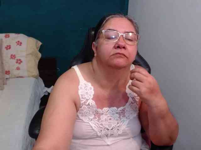 scarlett-dubois webcam