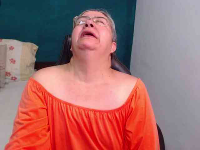 scarlett-dubois webcam