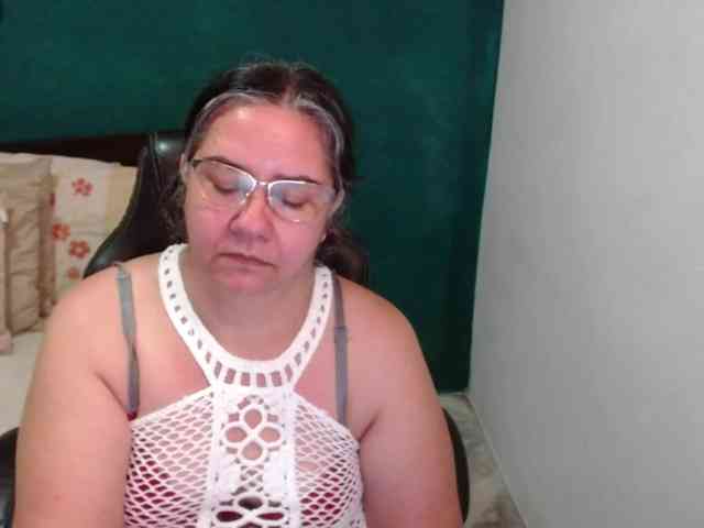 scarlett-dubois webcam