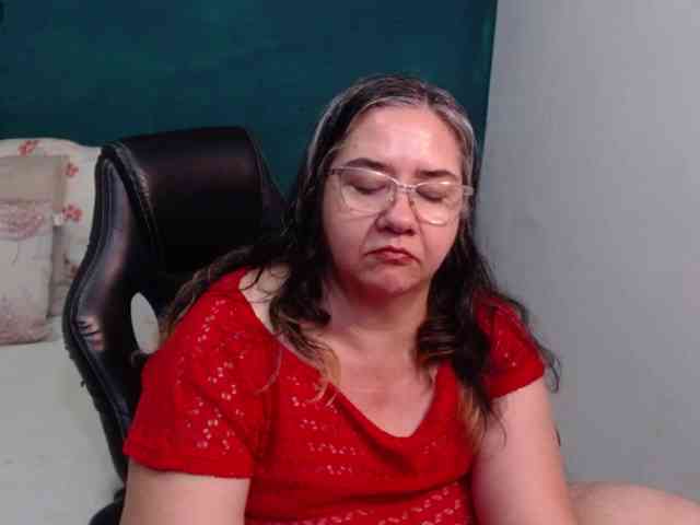 scarlett-dubois webcam