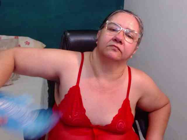 scarlett-dubois webcam