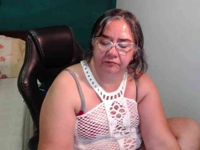 scarlett-dubois webcam
