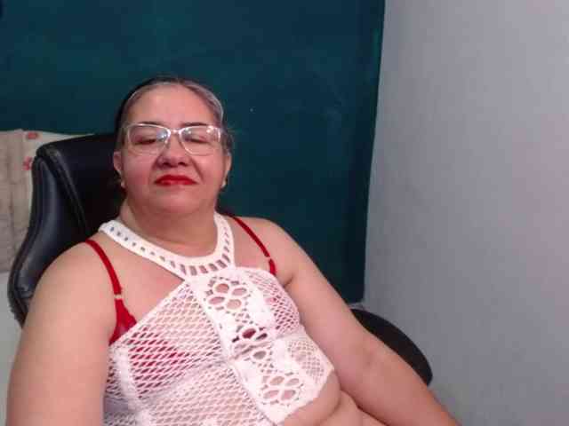 scarlett-dubois webcam