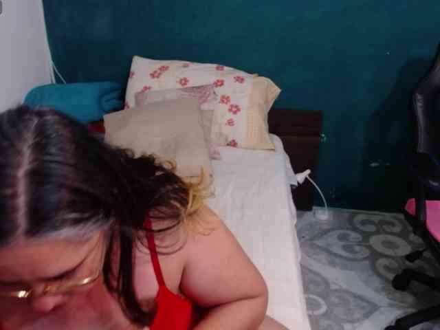 scarlett-dubois webcam