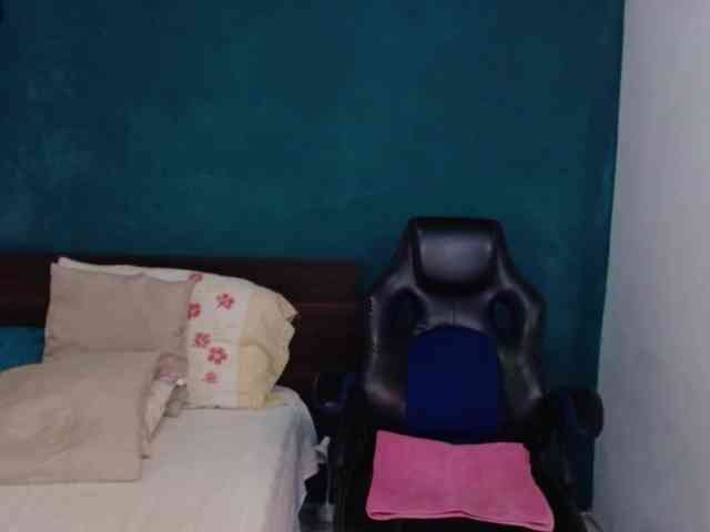 scarlett-dubois webcam