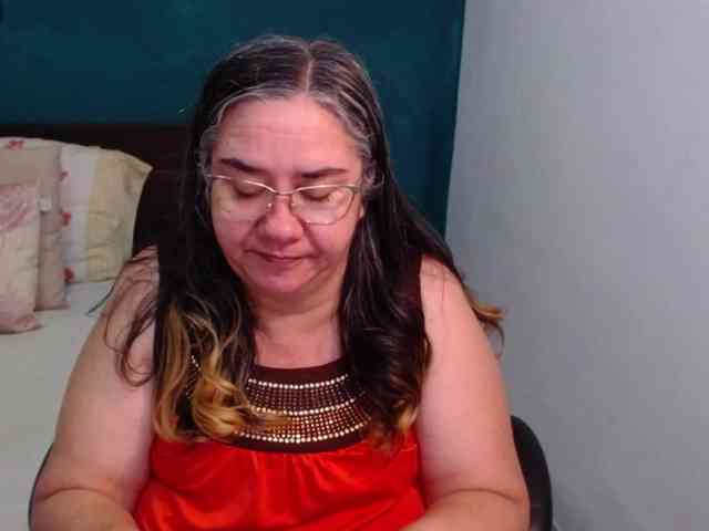 scarlett-dubois webcam