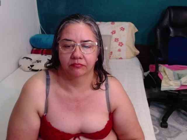 scarlett-dubois webcam