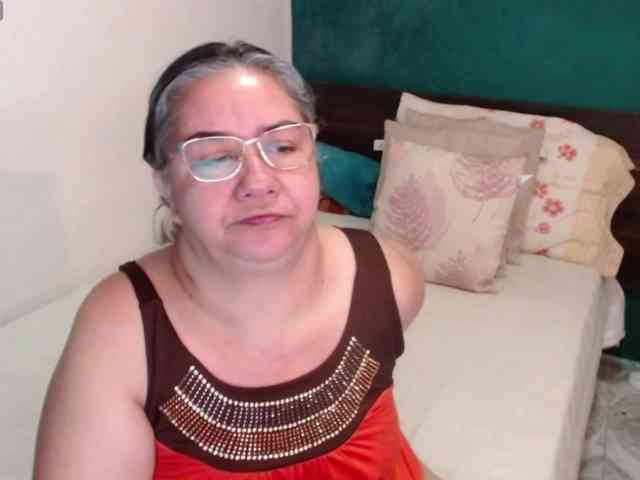 scarlett-dubois webcam