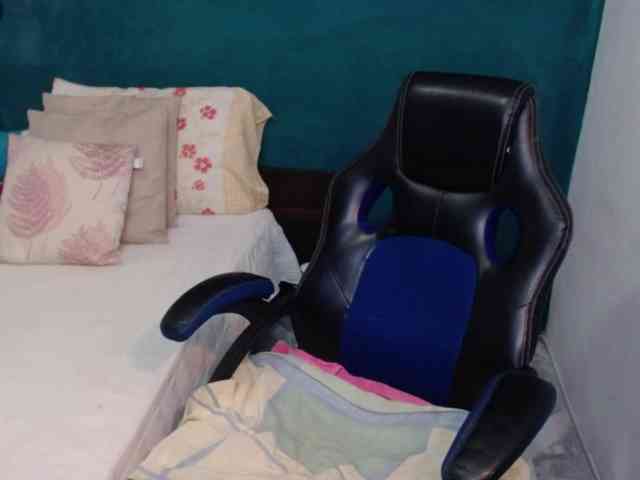 scarlett-dubois webcam