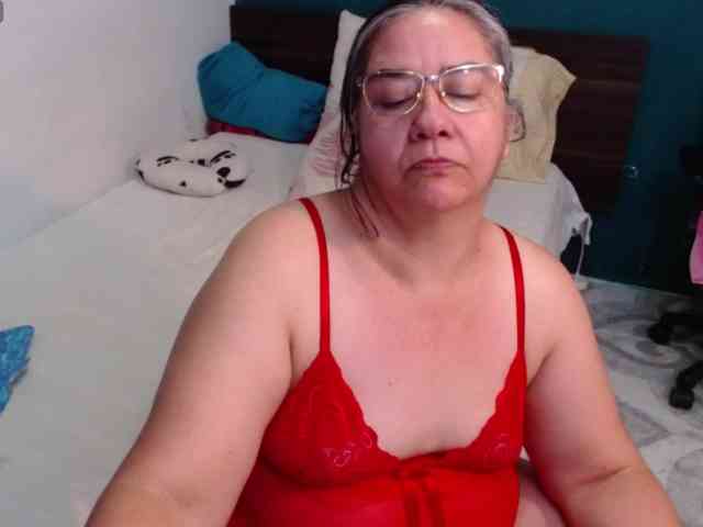 scarlett-dubois webcam