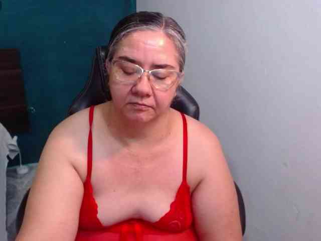 scarlett-dubois webcam