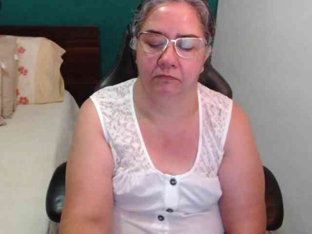 scarlett-dubois webcam