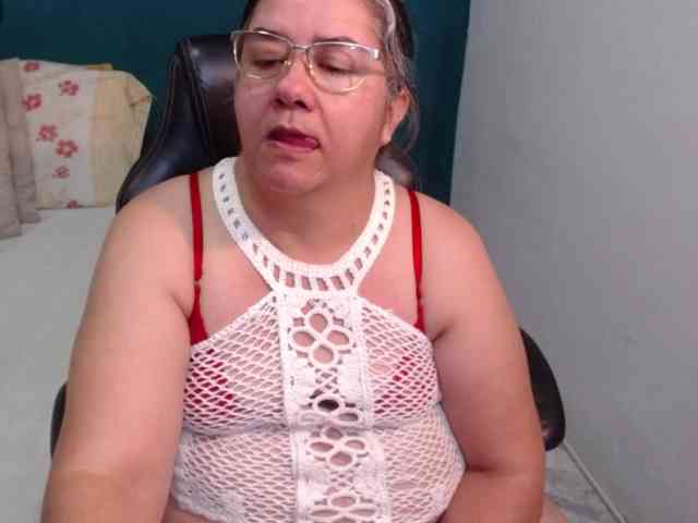 scarlett-dubois webcam