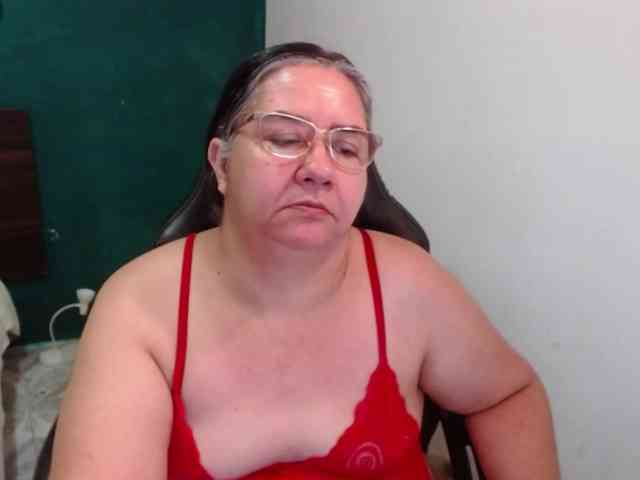 scarlett-dubois webcam