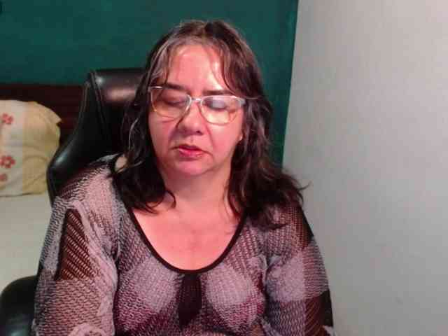 scarlett-dubois webcam