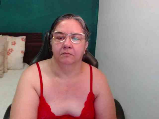 scarlett-dubois webcam