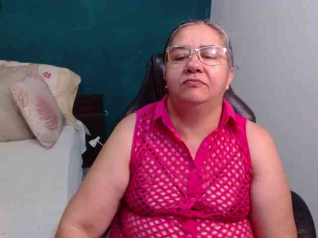 scarlett-dubois webcam