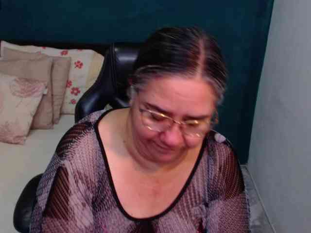 scarlett-dubois webcam