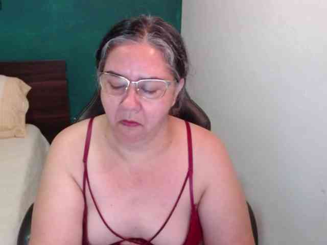 scarlett-dubois webcam