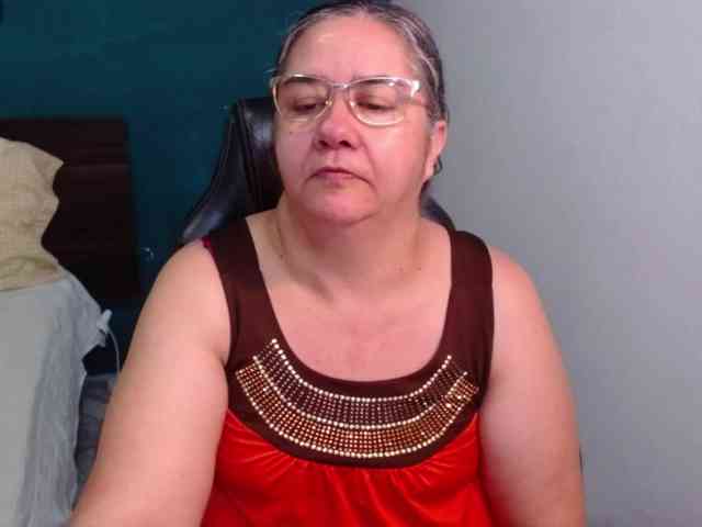 scarlett-dubois webcam