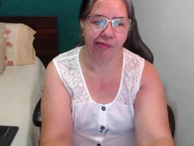 scarlett-dubois webcam