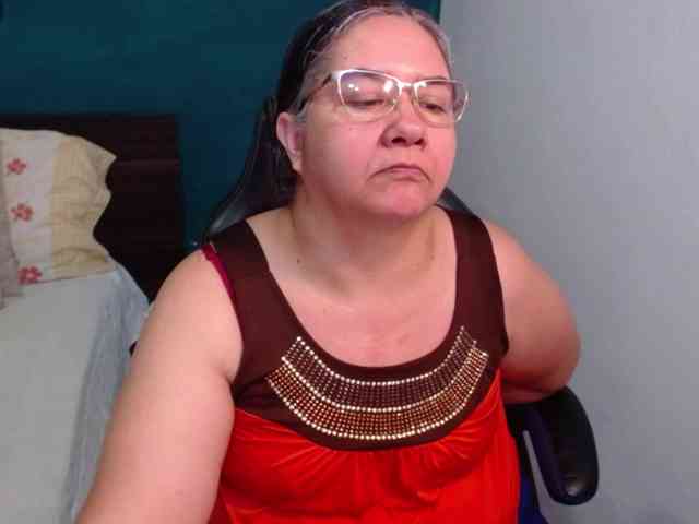scarlett-dubois webcam