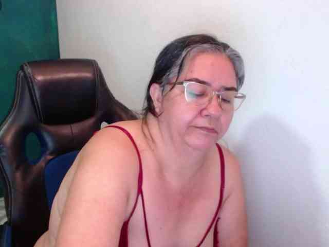 scarlett-dubois webcam