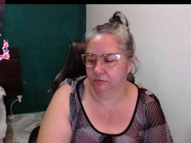 scarlett-dubois webcam