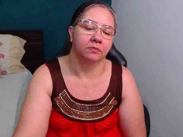 scarlett-dubois webcam