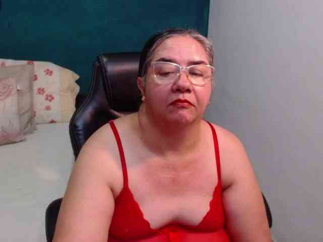 scarlett-dubois webcam