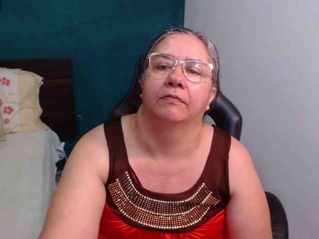 scarlett-dubois webcam