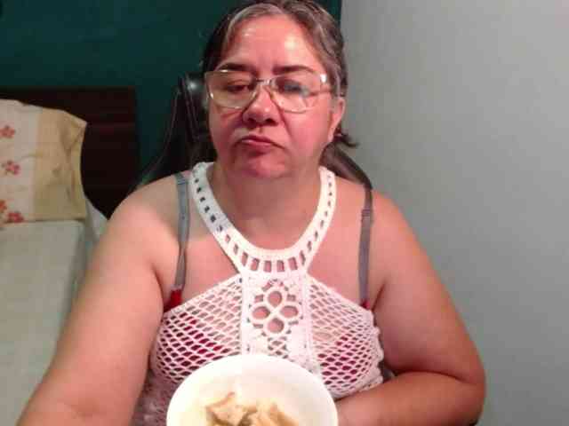 scarlett-dubois webcam