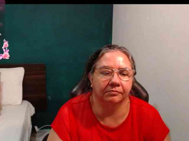 scarlett-dubois webcam