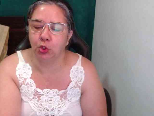 scarlett-dubois webcam