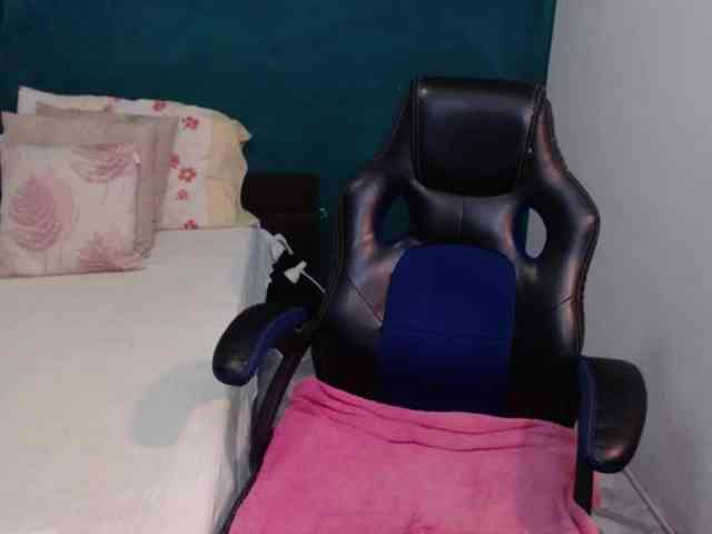 scarlett-dubois webcam