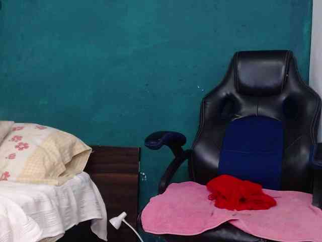 scarlett-dubois webcam