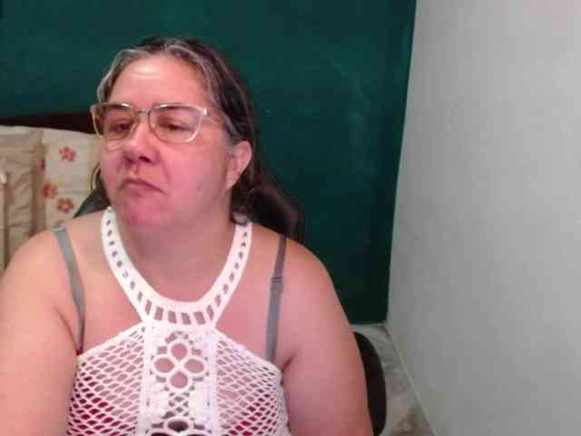 scarlett-dubois Live Webcam on BongaCams